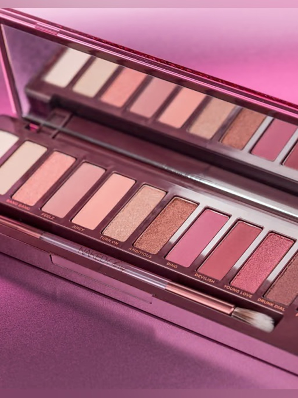 NIB Urban Decay Naked Cherry Palette - Picture 5 of 16